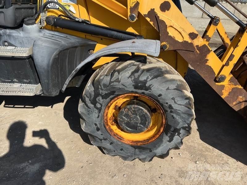 JCB 3CX Sitemaster Backhoe