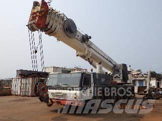 Grove GMK 5100 All terrain cranes
