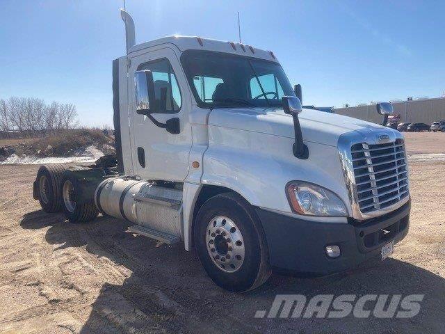 Freightliner Cascadia Prime Movers