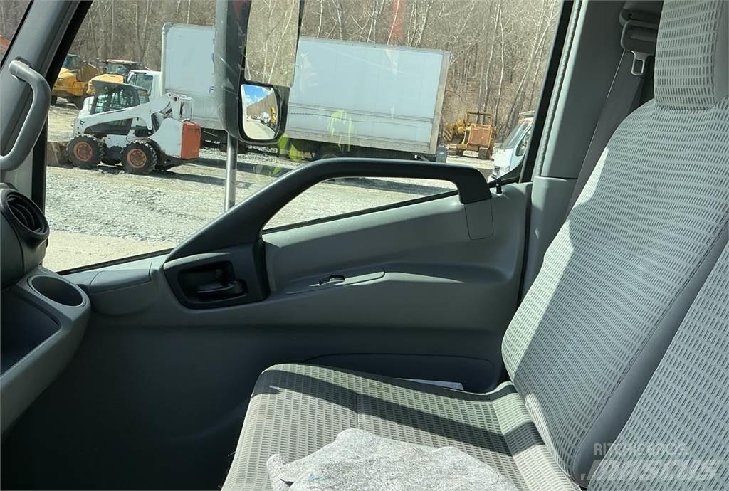 Hino 195 Box trucks