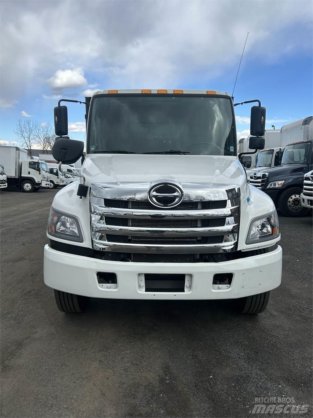 Hino 338 Other trucks