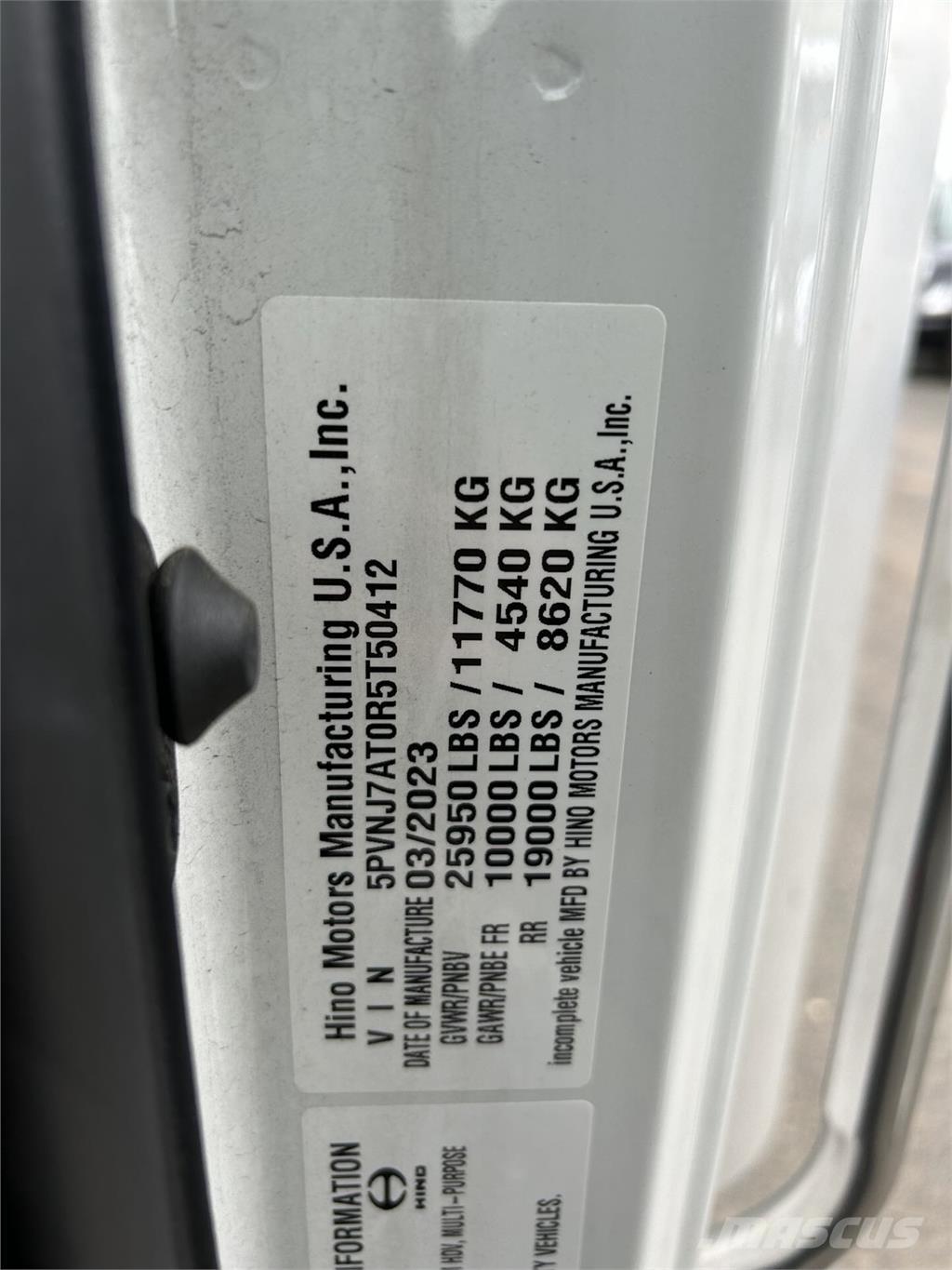 Hino L6 Box trucks