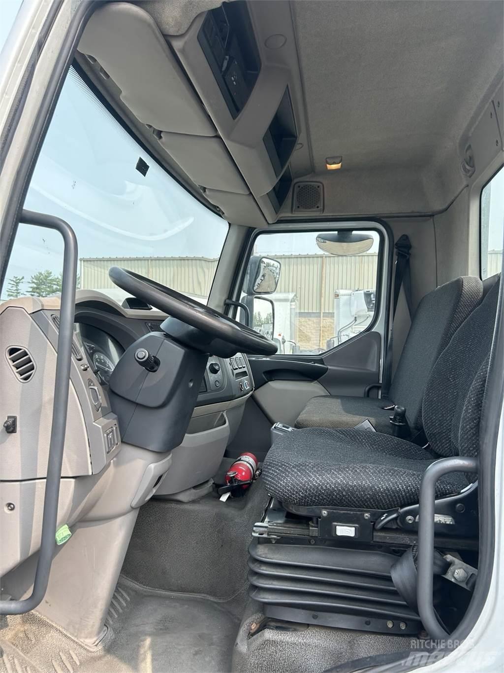 Kenworth K270 Chassis Cab trucks