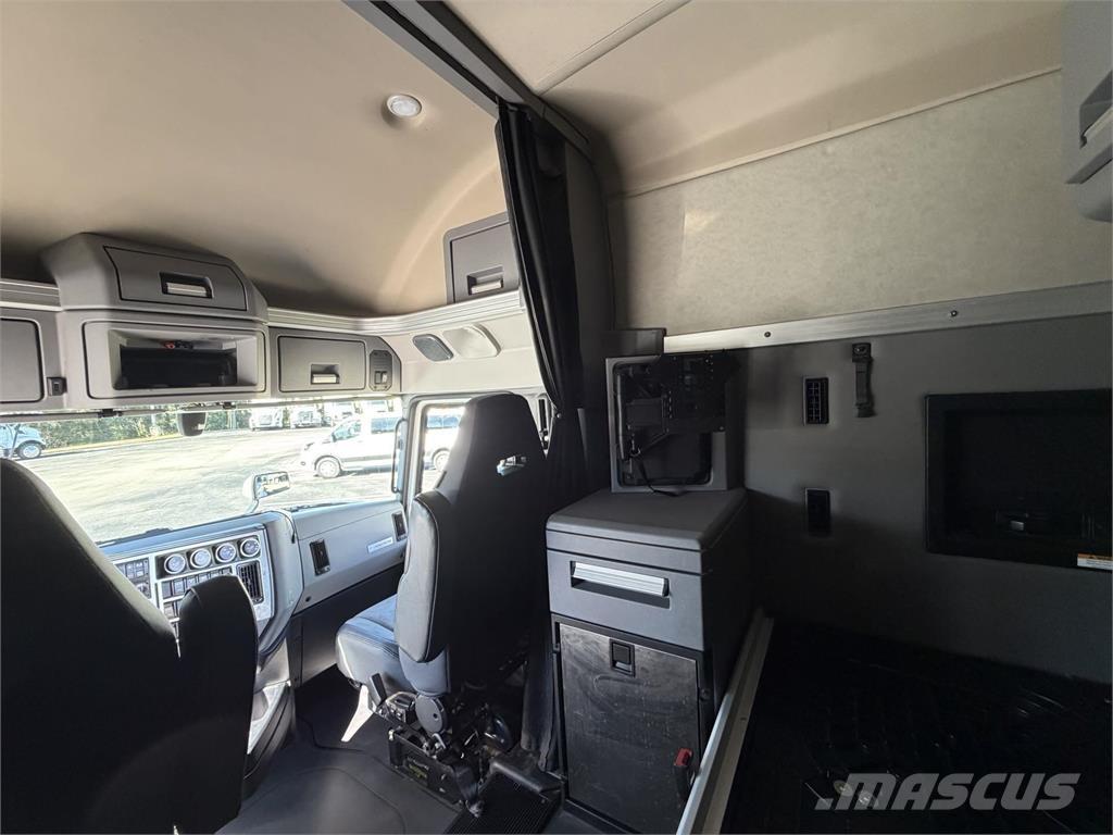 Mack AN64T Prime Movers