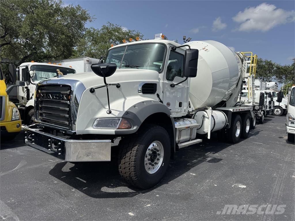 Mack GR64B Concrete trucks