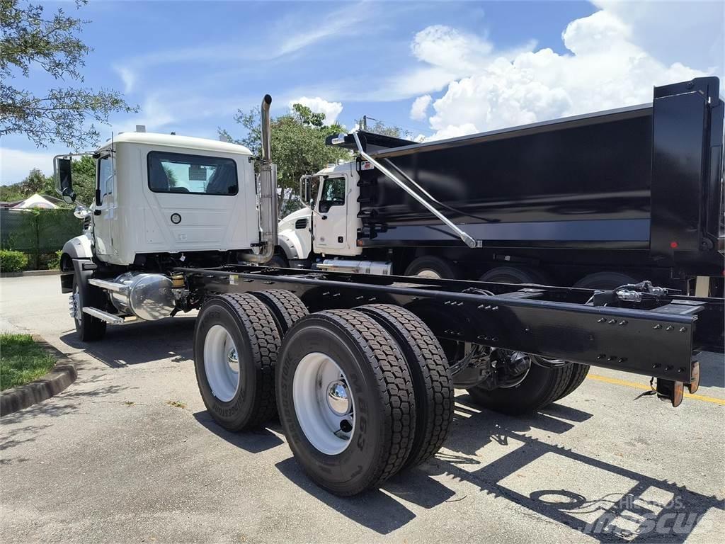 Mack GR64BX Concrete trucks