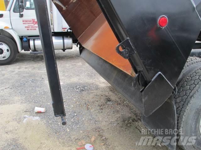 Mack GR64F Tipper trucks