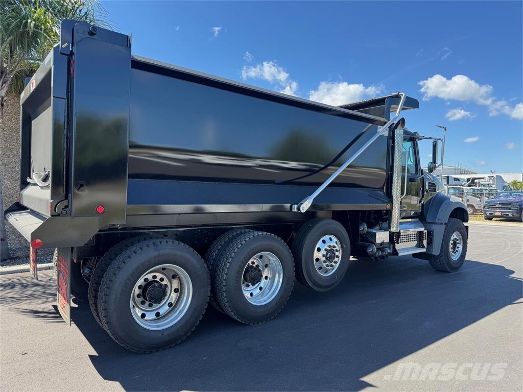 Mack GR84FR Tipper trucks