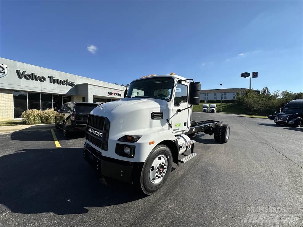 Mack MD6 42R Other trucks