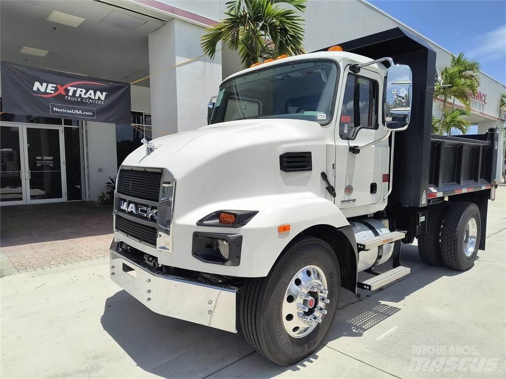 Mack MD7 42R Chassis Cab trucks