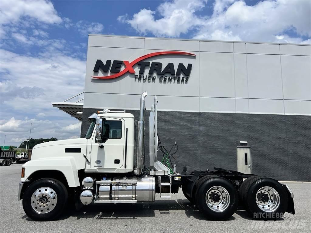 Mack PI64T Prime Movers