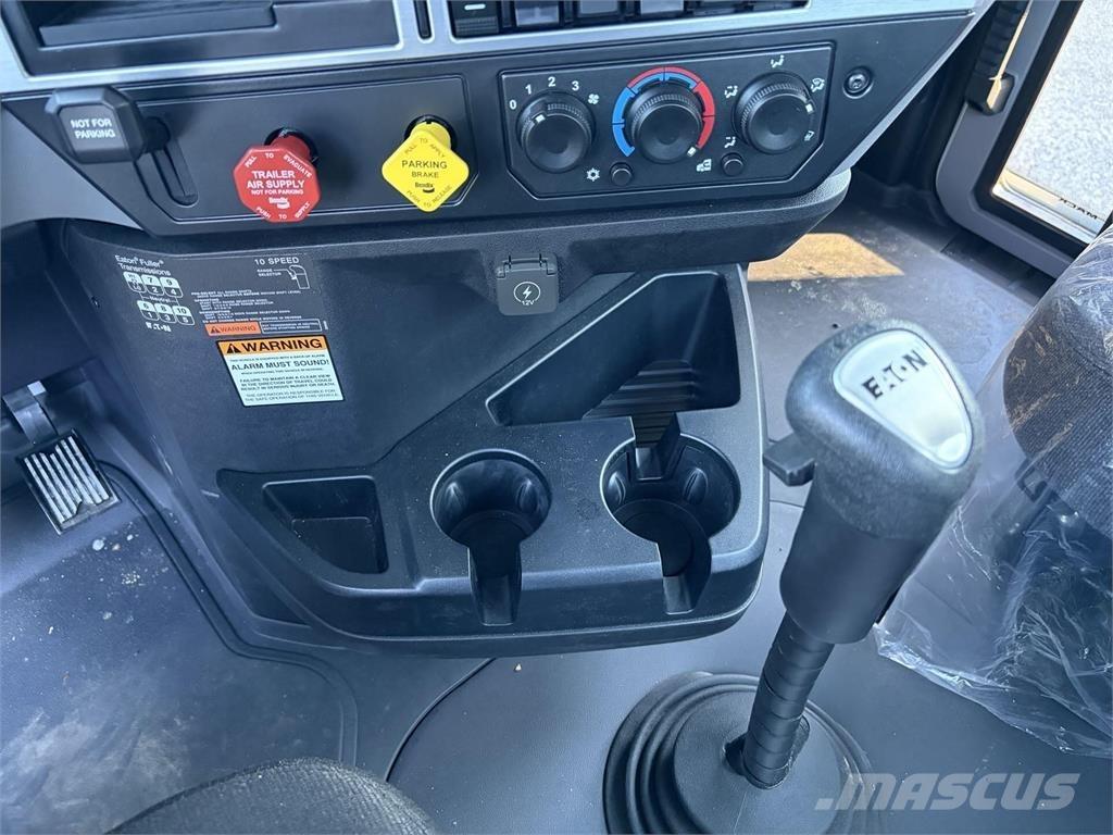 Mack PI64T Prime Movers