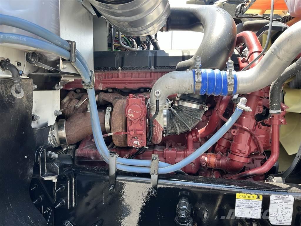 Mack PI64T Prime Movers