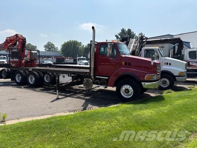Sterling TRUCK LT9522 Prime Movers