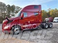 Volvo VNL64T860 Prime Movers
