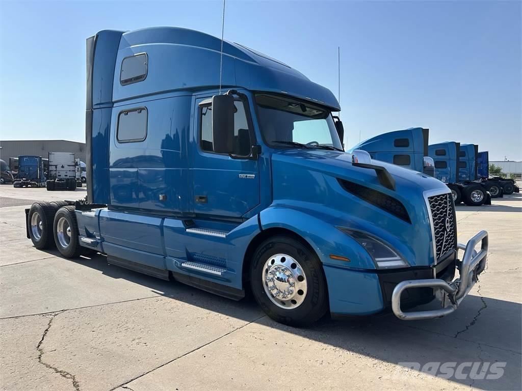 Volvo VNL64T860 Prime Movers