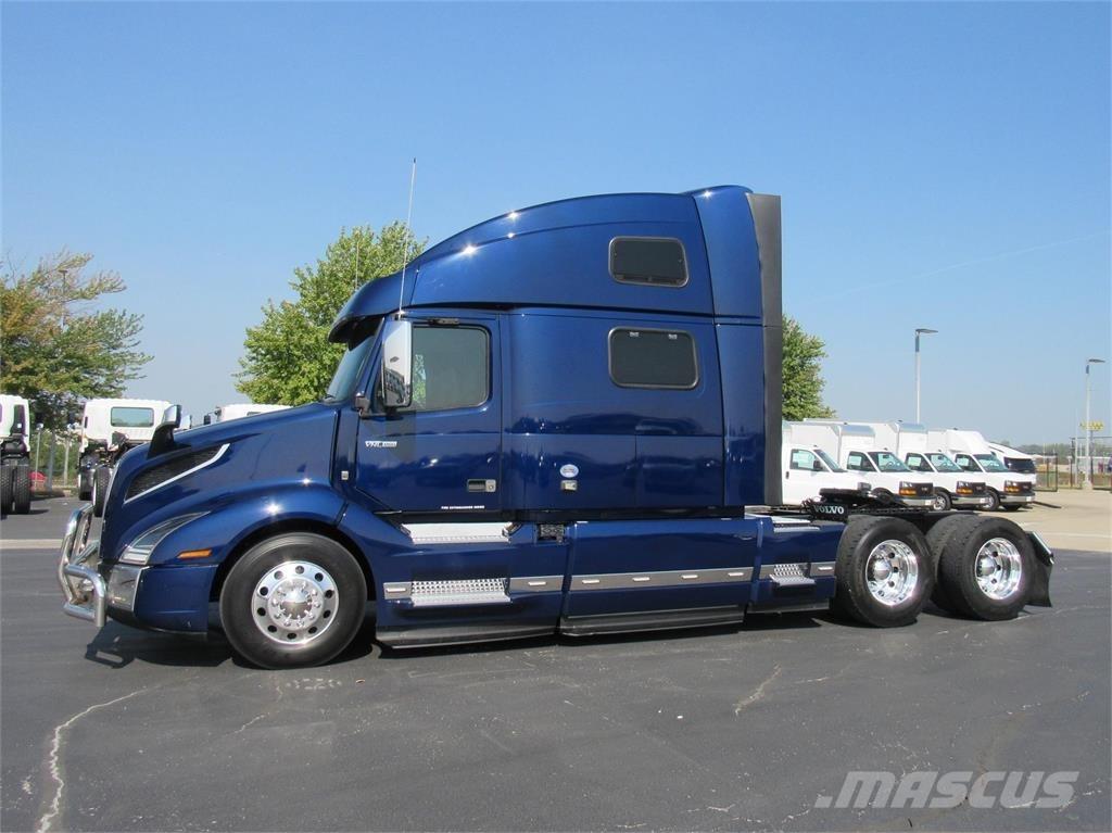 Volvo VNL64T860 Prime Movers