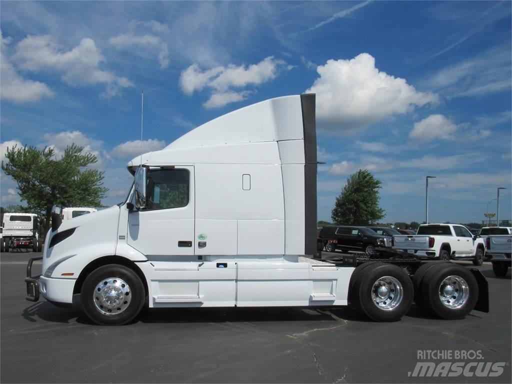 Volvo VNR64T640 Prime Movers