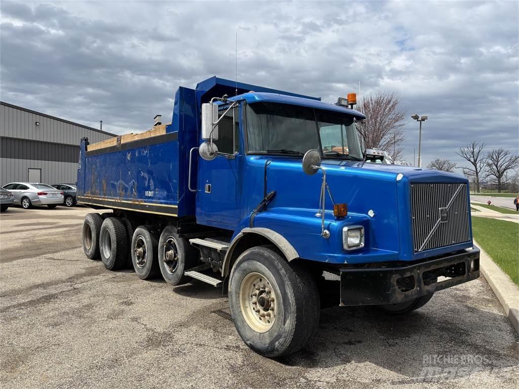Volvo WG64T Tipper trucks