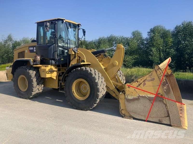 CAT 926M Wheel loaders