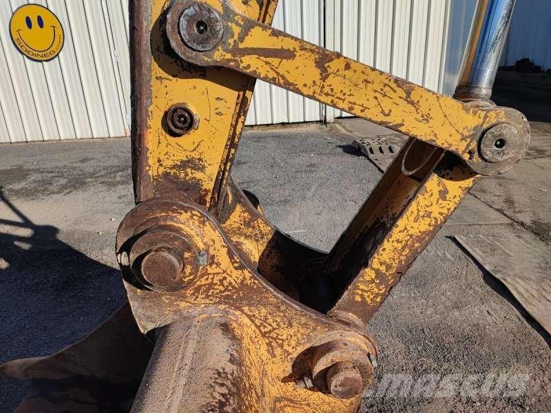 CAT E120B Crawler excavators