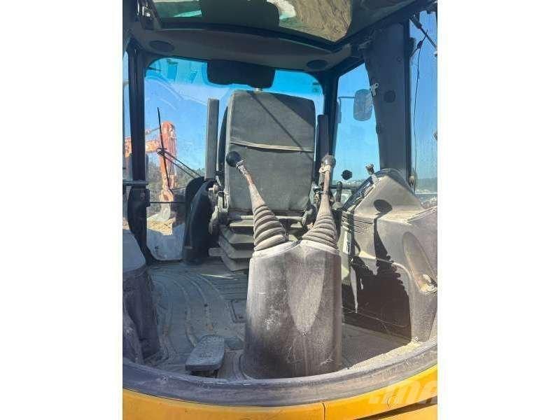 JCB 4CX Backhoe