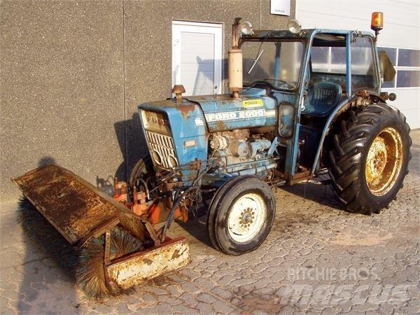 Ford 2000 Tractors