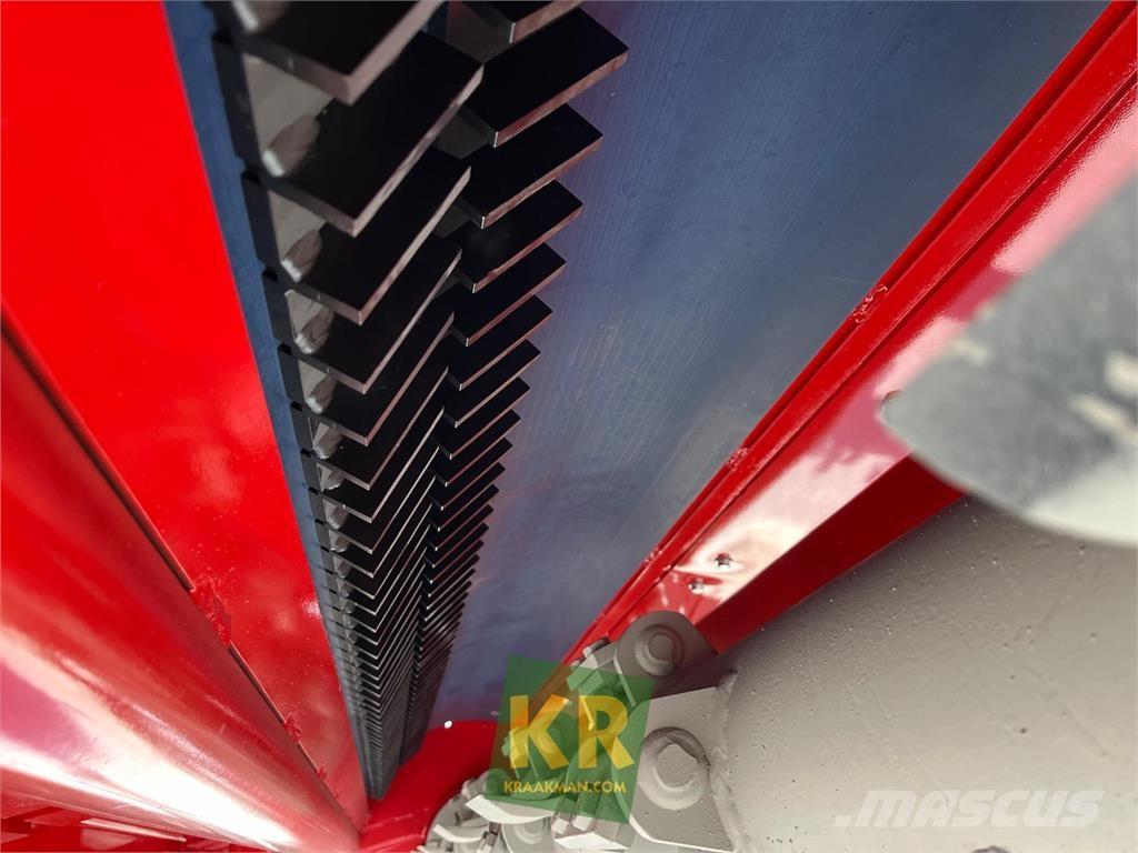 Dücker UM Pasture mowers and toppers