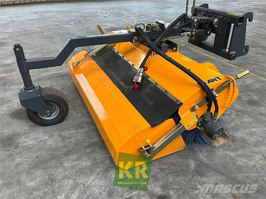 GiANT Veegmachine Sweepers