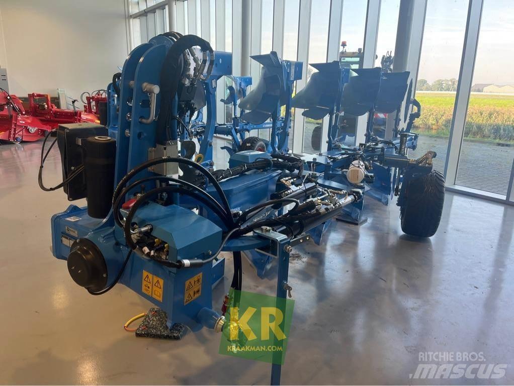 Lemken Juwel 8 Ploughs