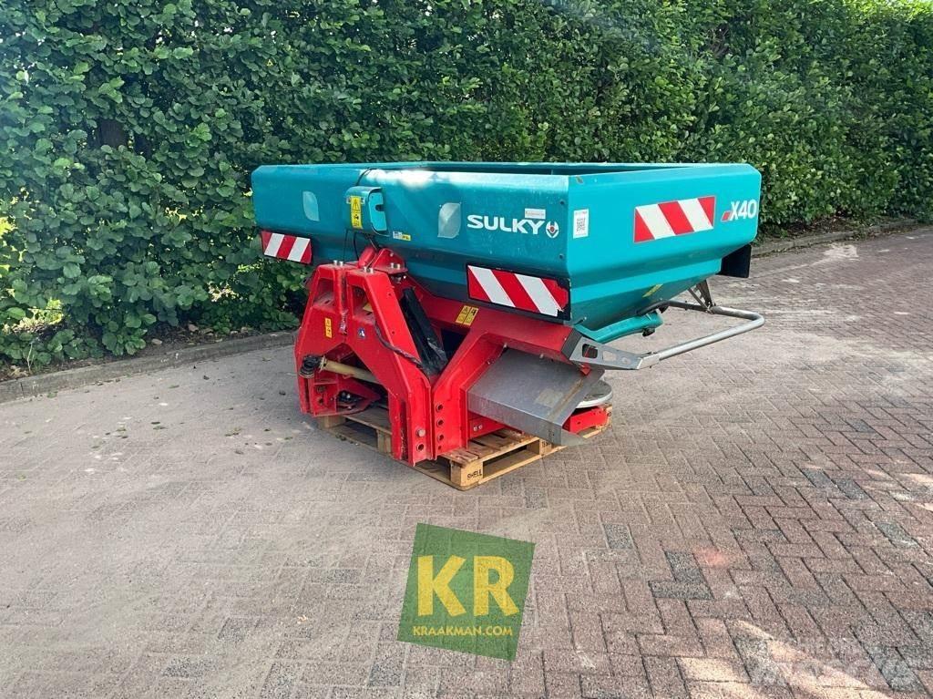 Sulky X40 Fertilizer sprayers