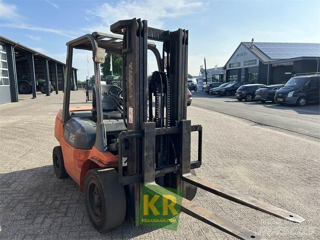 Toyota 02-7FDJF35 Telehandlers