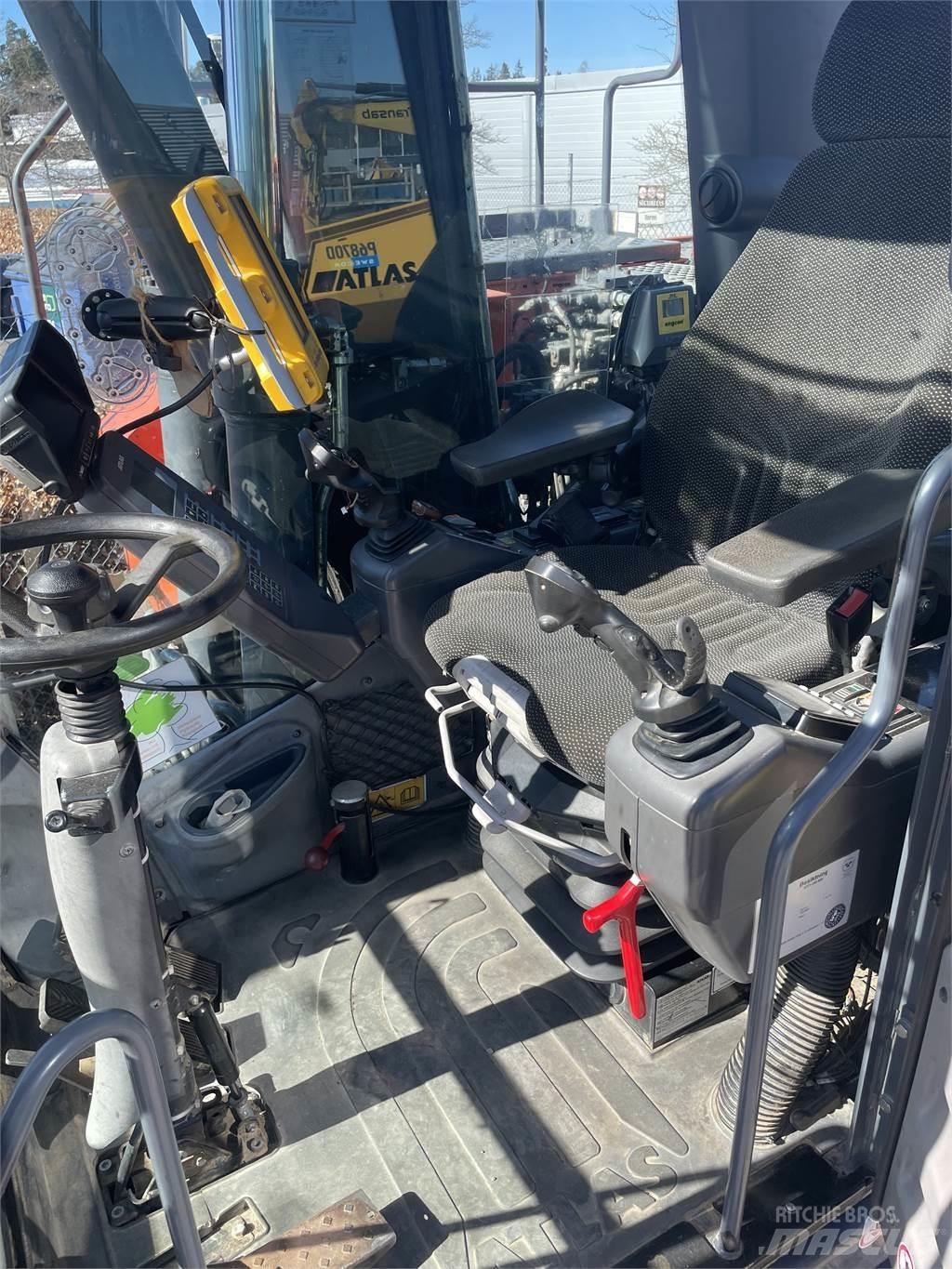 Atlas 140W Wheeled excavators
