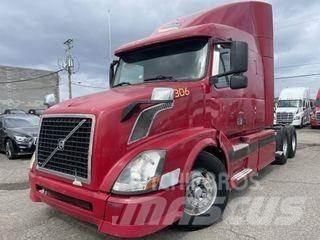 Volvo VNL64T730 Prime Movers