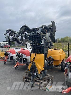 Calvet SP200 Trailed sprayers