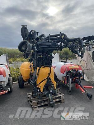 Calvet SP200 Trailed sprayers