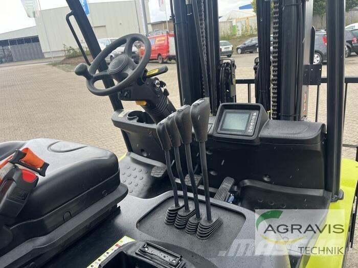 Clark S40SD Other