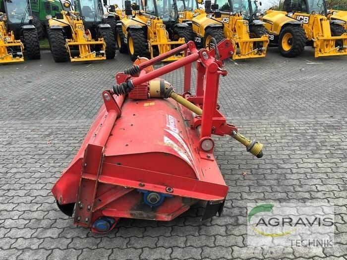 Dücker UM 27 Pasture mowers and toppers