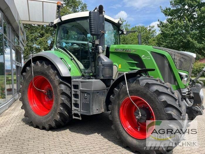 Fendt 828 VARIO S4 Tractors