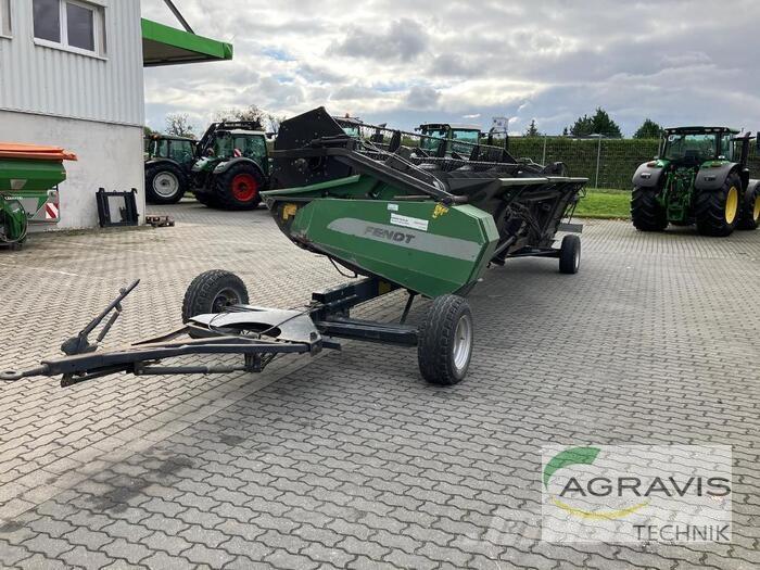 Fendt 8400 P Combine harvesters