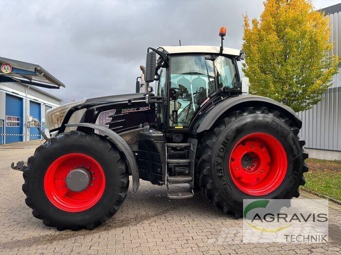 Fendt 933 VARIO S4 Tractors