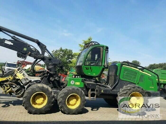 John Deere 1270 E Forwarders