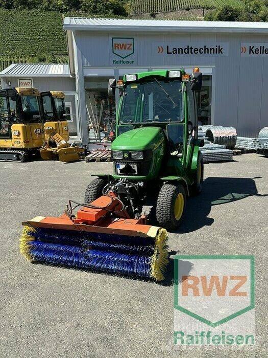 John Deere 2320 Compact tractors