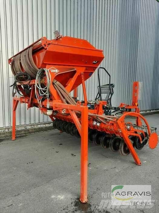 Kuhn VENTA LC 3000 Drills