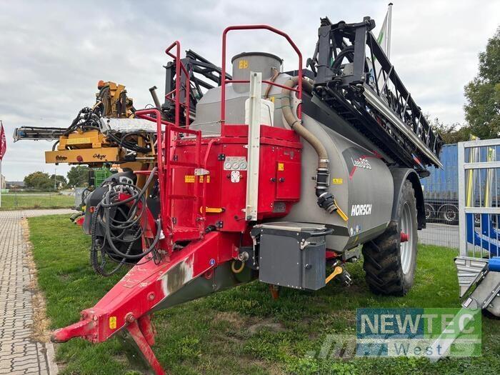  LEEB 8 GS Trailed sprayers