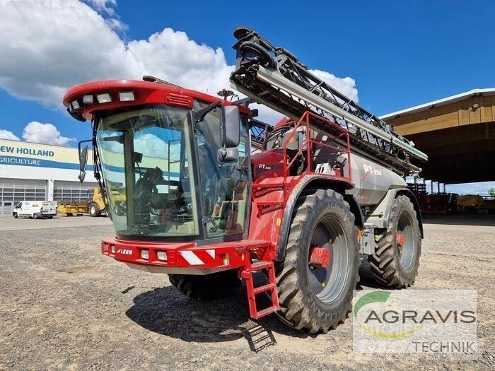  LEEB PT 230 Trailed sprayers