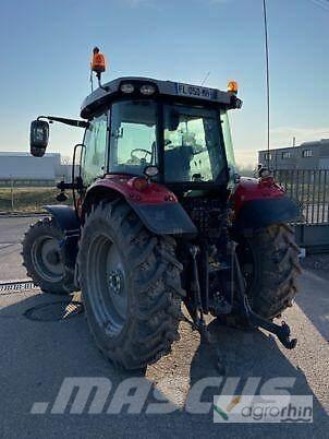 Massey Ferguson 5713S Tractors