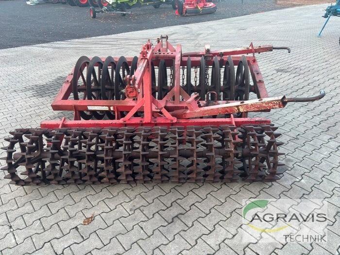 Packer  Packaging equipment