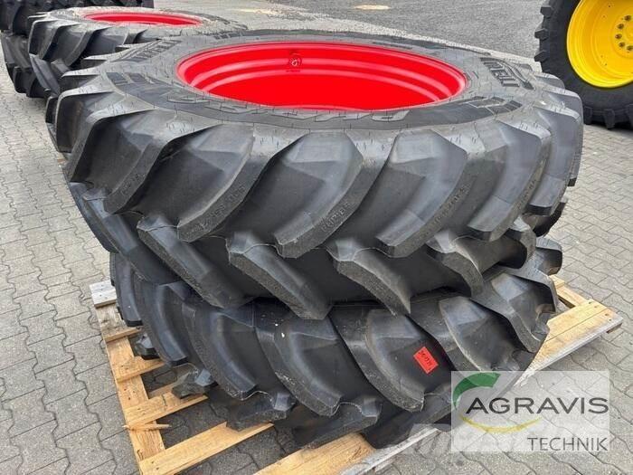 Pirelli KR 520/85R42 Tyres, wheels and rims