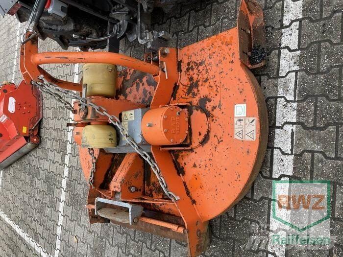  S222 Pasture mowers and toppers